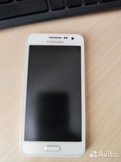Samsung Galaxy A3 SM-A300F, 16 ГБ