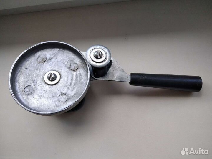 Машинка для закручивания заготовок