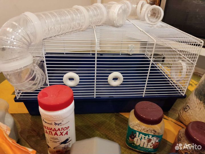 Клетка для хомяка с трубами, песок, корм