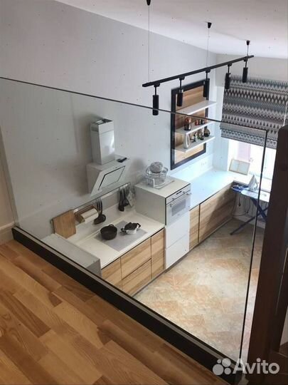 Стеклянные перила для лестниц