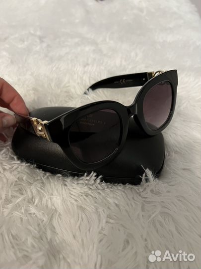 Солнечные очки женские