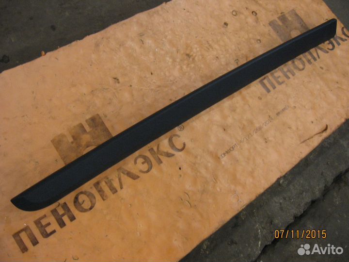 Молдинг двери передний левый нижний 30698451