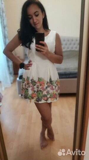 Платье белое