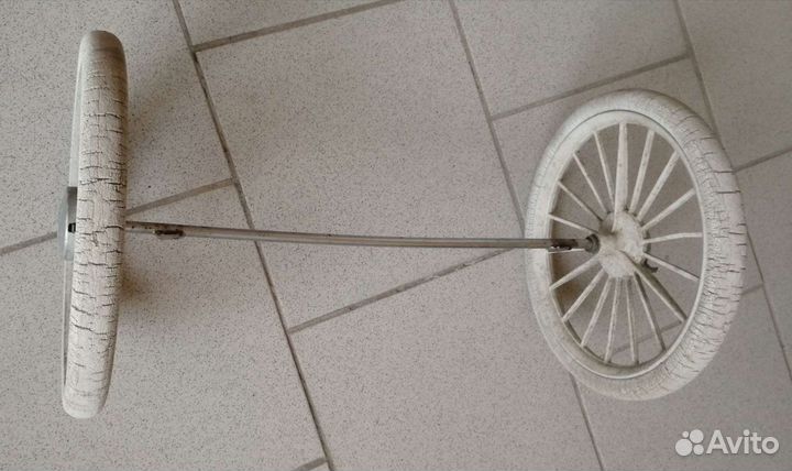 Колёса детского велосипеда тележки