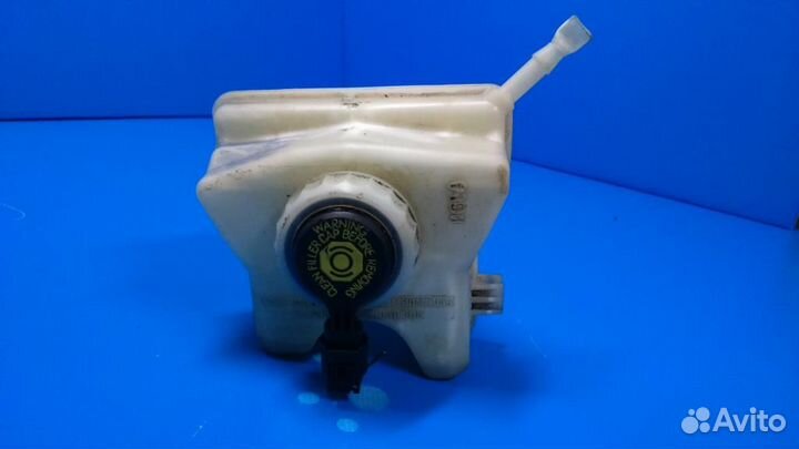 Бачок главного тормозного цилиндра BMW X5 E53