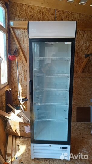 Холодильная витрина для напитков шкаф