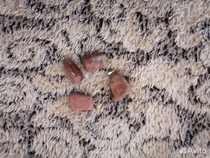 Камни оникс кровавик