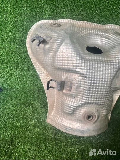 Тепловой экран Kia K5 DL3 G4NA 2021