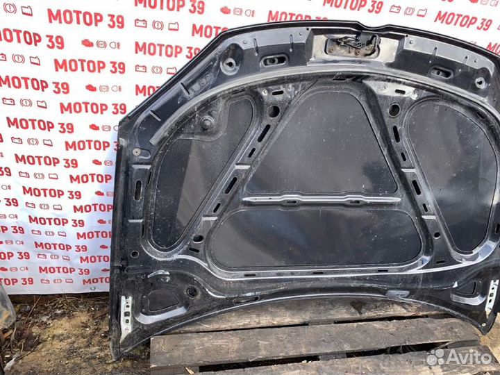 Капот Volkswagen Golf 5 1.6 I 2009