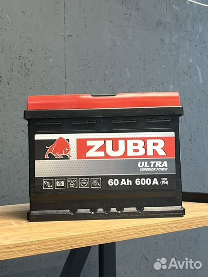 Аккумулятор Zubr Ultra 60Ah