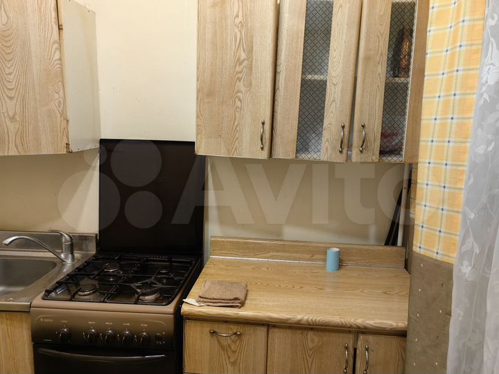 2-к. квартира, 40 м², 1/4 эт.