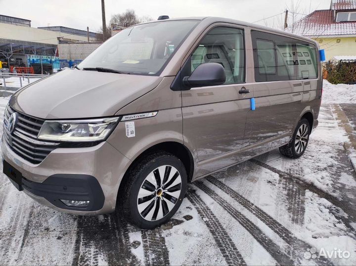 Volkswagen Multivan 2.0 AMT, 2022, 75 км
