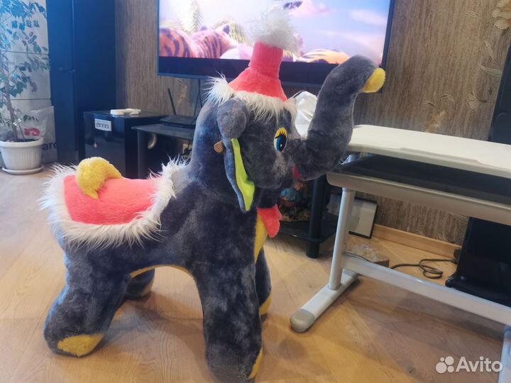 Мягкая игрушка слон