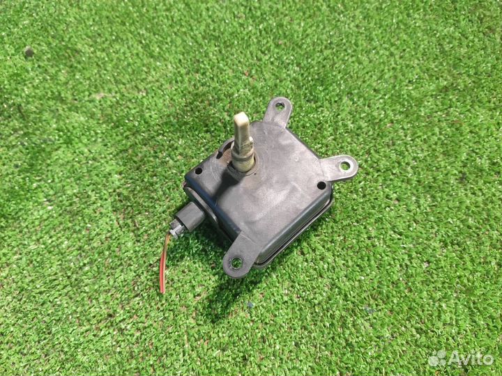 Моторчик заслонки печки (Сервопривод) Opel Astra H