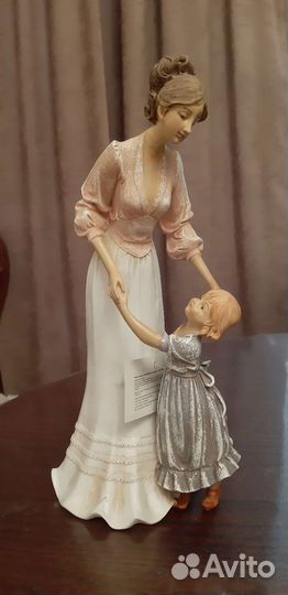 Статуэтки из полистоуна 35 см мама с дочкой