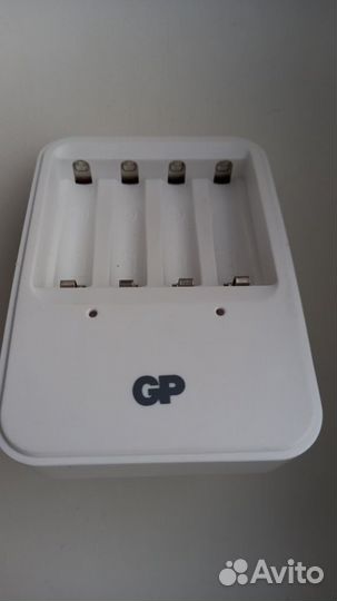 Зарядное устройство для аккумулятора аа и ааа