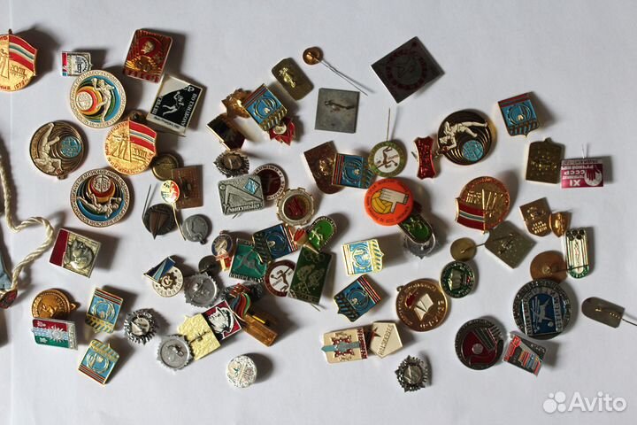 Коллекция спортивных значков