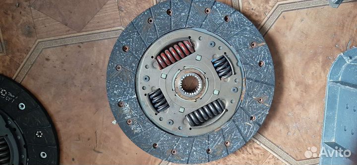 Диск сцепления Subaru impreza