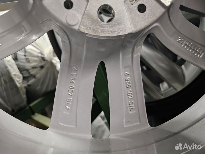 Комплект оригинальных зимних колес Mini F55, F56