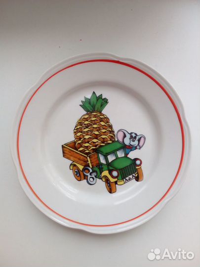 Тарелка. Тарелка детская СССР Машина.Ананас