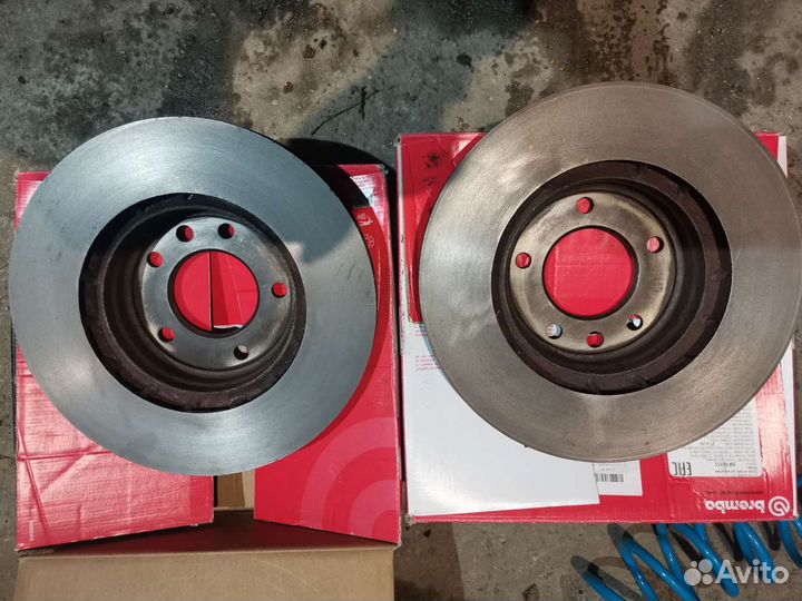 Тормозные диски передние на Таурег