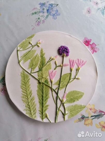 Гипсовое панно барельеф