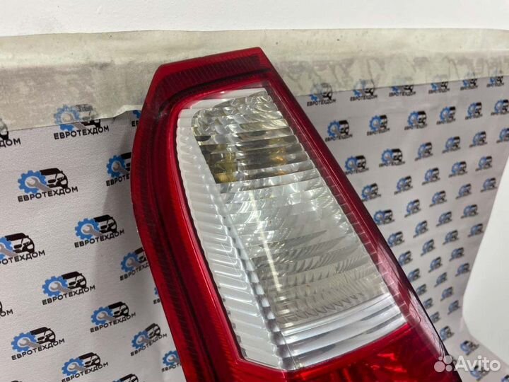 Фонарь задний левый Opel Meriva A Z17DTR 2008