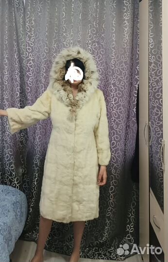 Шуба норковая 46 48 белая