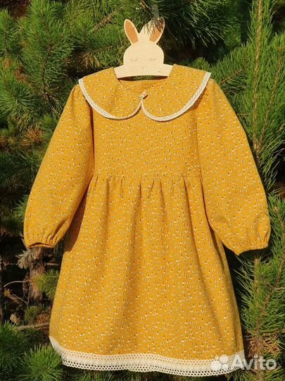 Платье и накладной воротничок детское осень