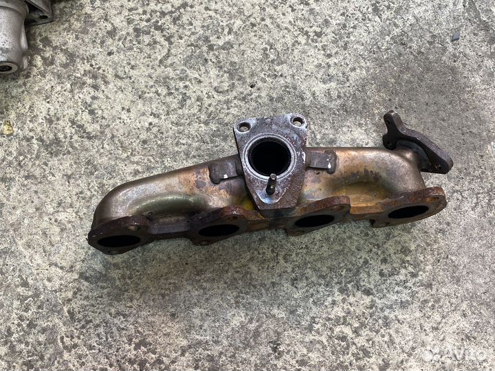 Коллектор выпускной Renault 2.0dci M9R