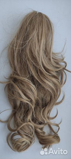 Хвост шиньон на крабе