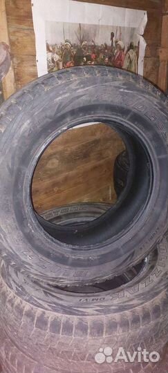 Bridgestone Blizzak DM-V1 265/65 R17