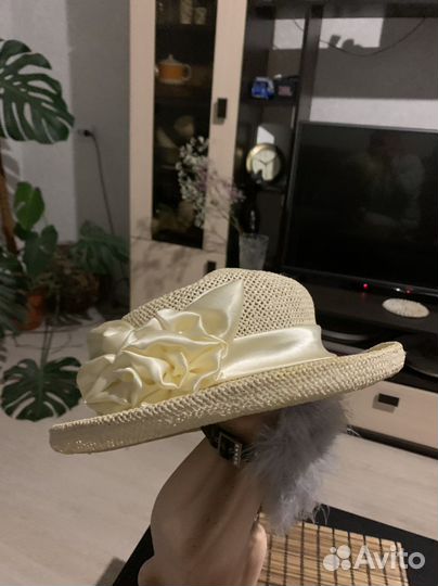 Шляпка женская