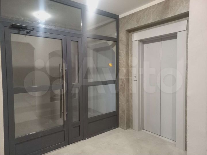 2-к. квартира, 58 м², 4/10 эт.