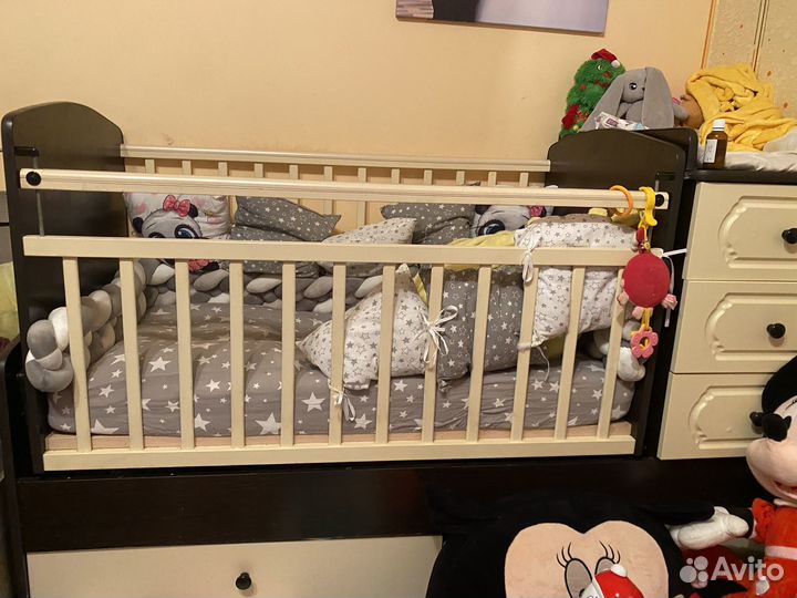 Продается кроватка