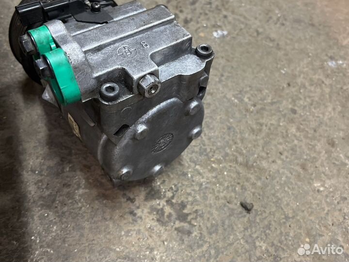 Hyundai Grand Starex компрессор кондиционера