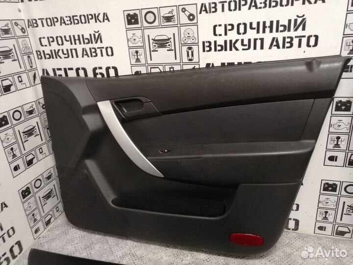 Обшивка двери для Chevrolet Aveo T250
