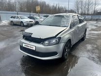 Volkswagen Polo 1.6 AT, 2011, битый, 152 000 км