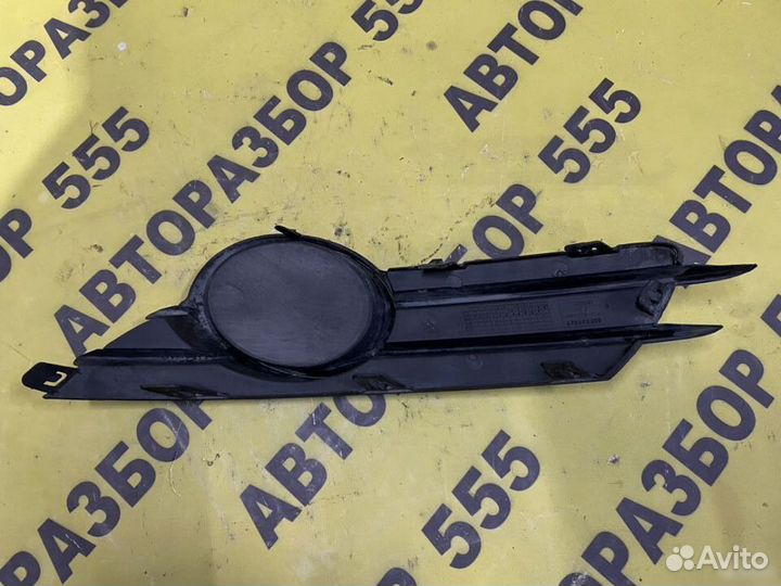 Заглушка противотуманной фары правой Opel Corsa D