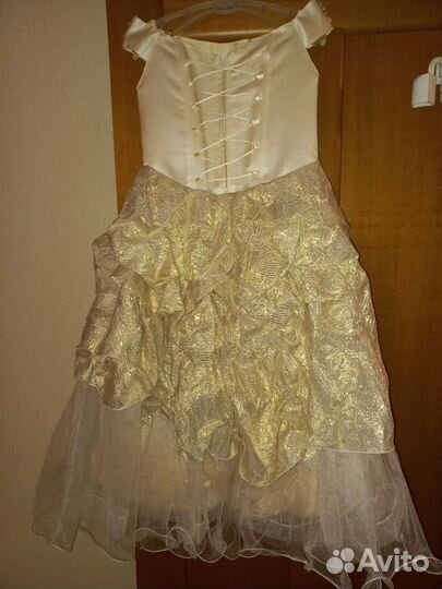 Бальное платье