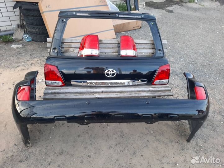 Задние фонари (комплект ) Toyota Land Cruiser 200