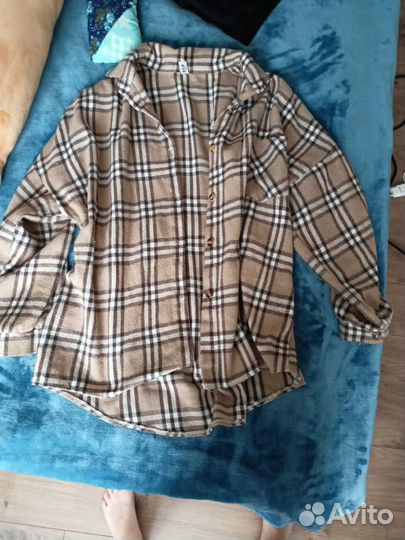 Вещи пакетом на девочку отдам бесплатно