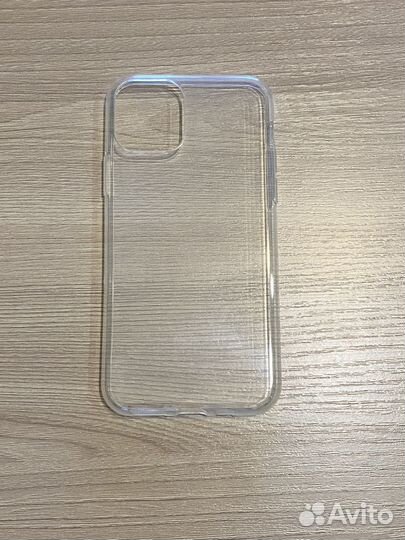Прозрачный чехол на iPhone 11 pro