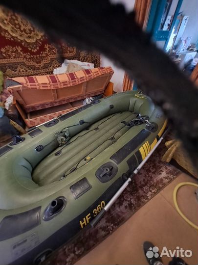 Весельные лодка