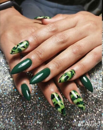 Маникюр и педикюр