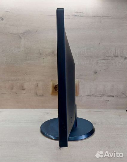 Монитор Philips 223V5L