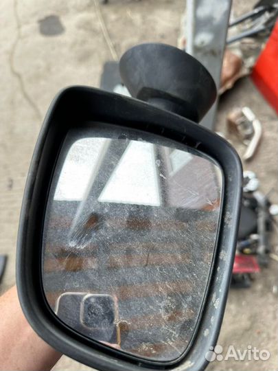 Зеркало левое Renault Logan