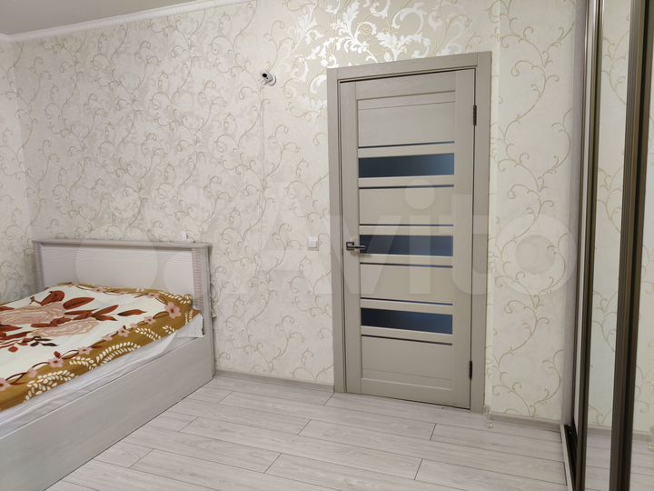 2-к. квартира, 76,6 м², 12/15 эт.