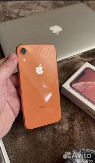 iPhone Xr, 64 ГБ