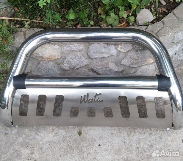 Кенгурятник Westin